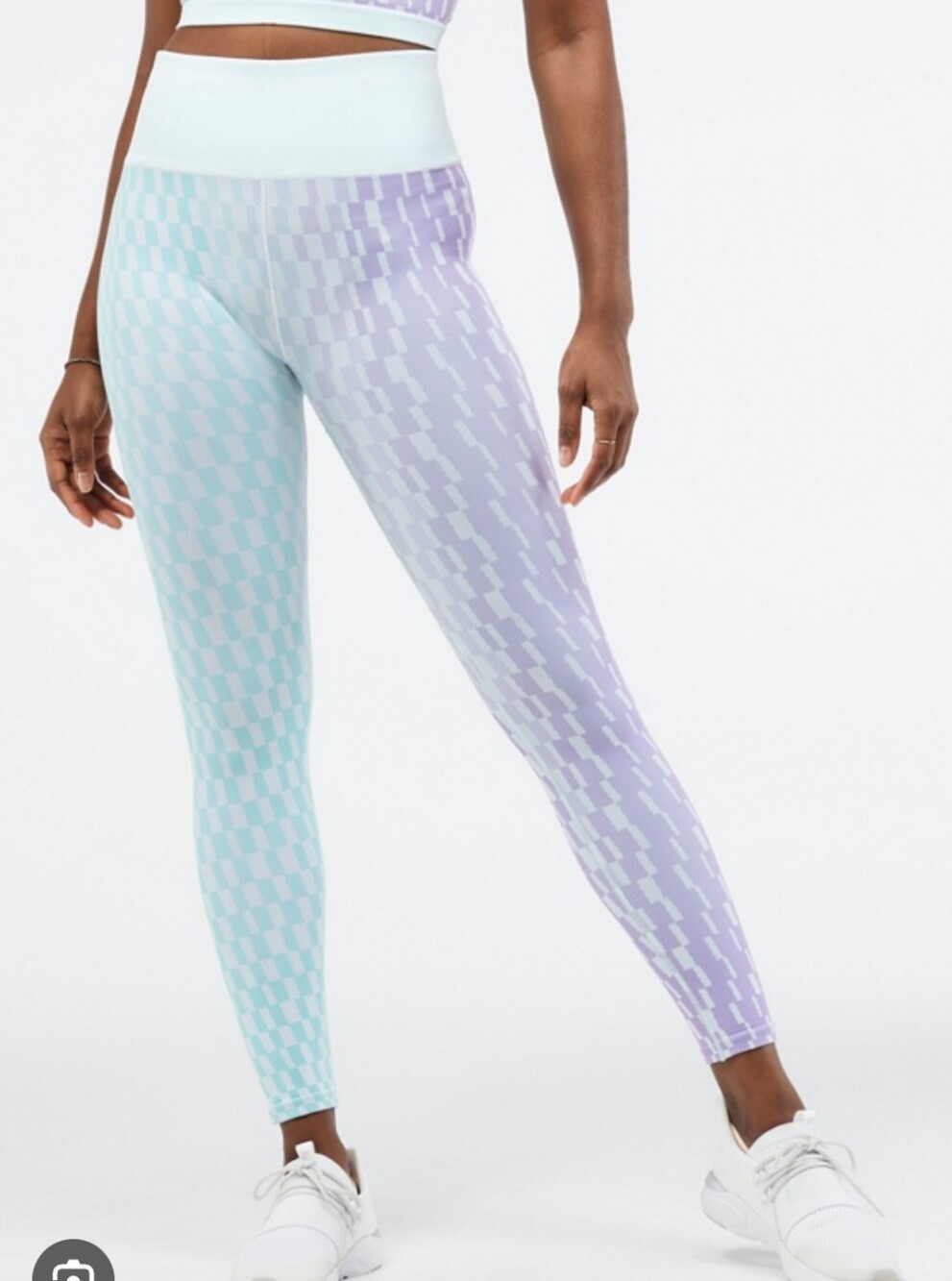 NWT Fabletics High Waisted Seamless Checkered ⅞ Leggings Women's Compression L.